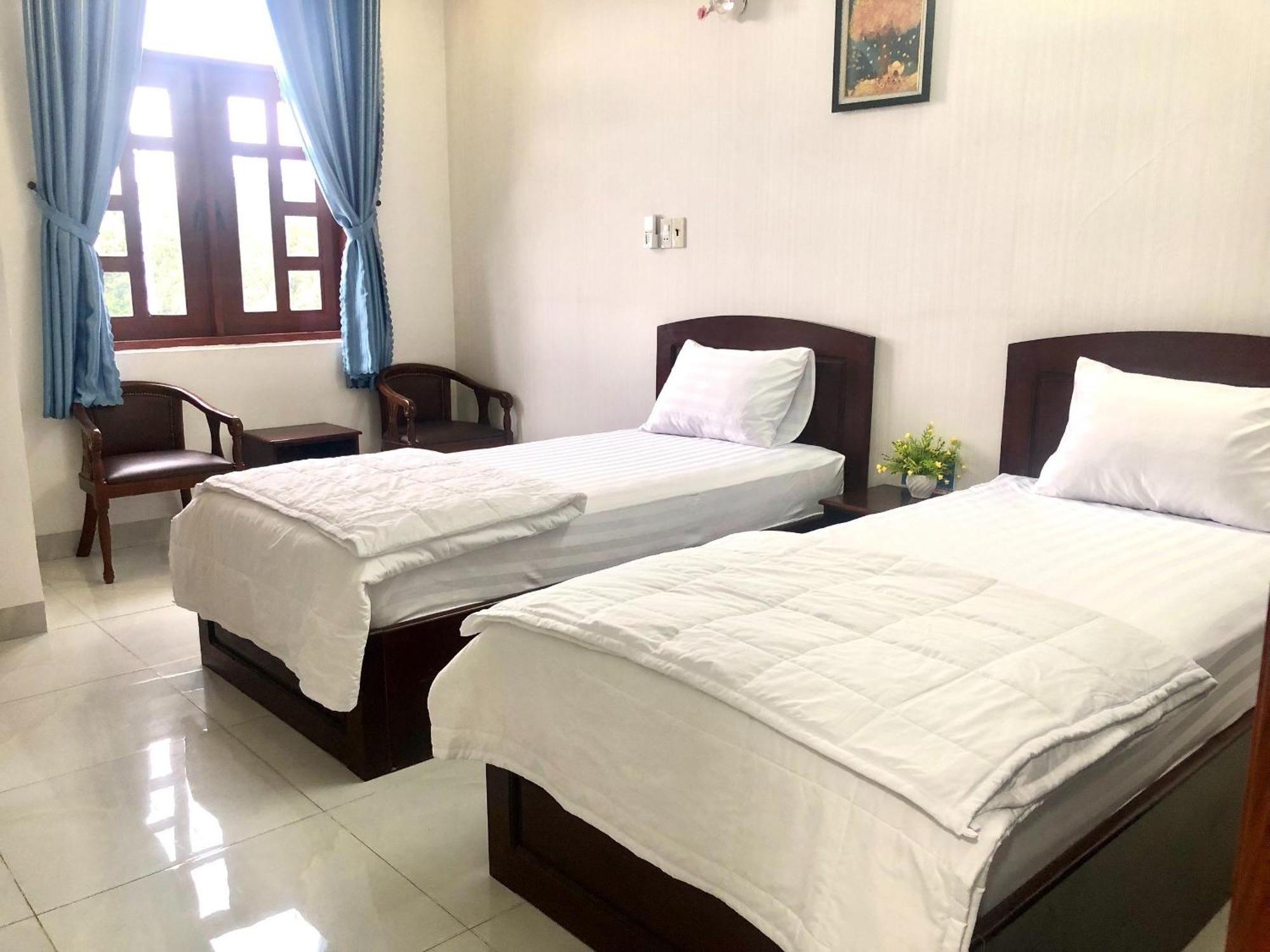 Green Ville Hotel Dong Nai Dau Giay Esterno foto